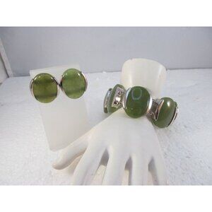 Green Stone Cabochon Bracelet & Matching Pierced Earrings Set